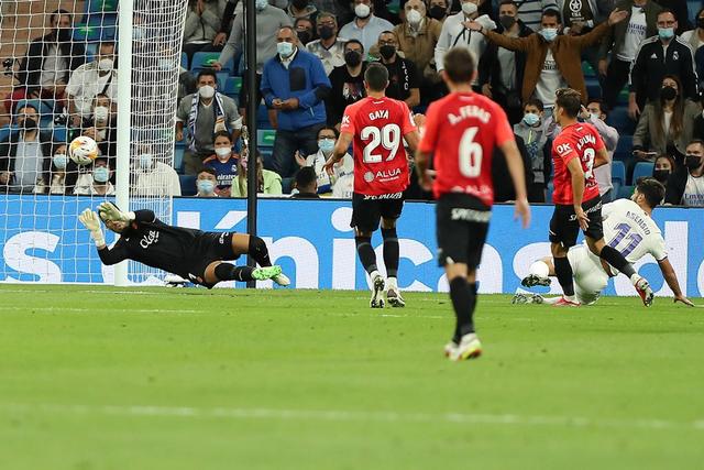 榜眼探花大战！火箭探花完胜 奇才榜眼14投4中